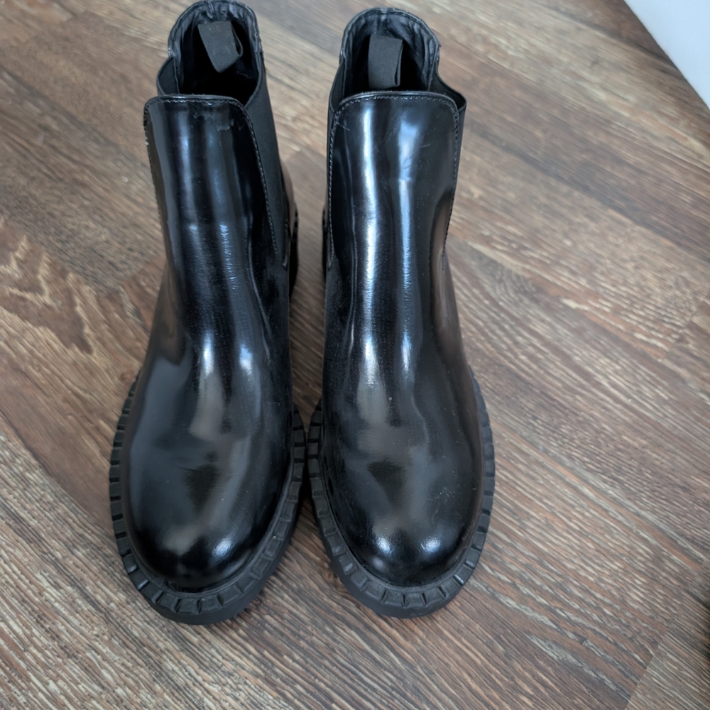 Steve Madden Black Ankle Boots